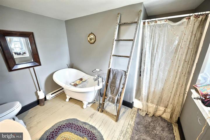 More Photos Of 4415 W Market St, York Specialty For Sale