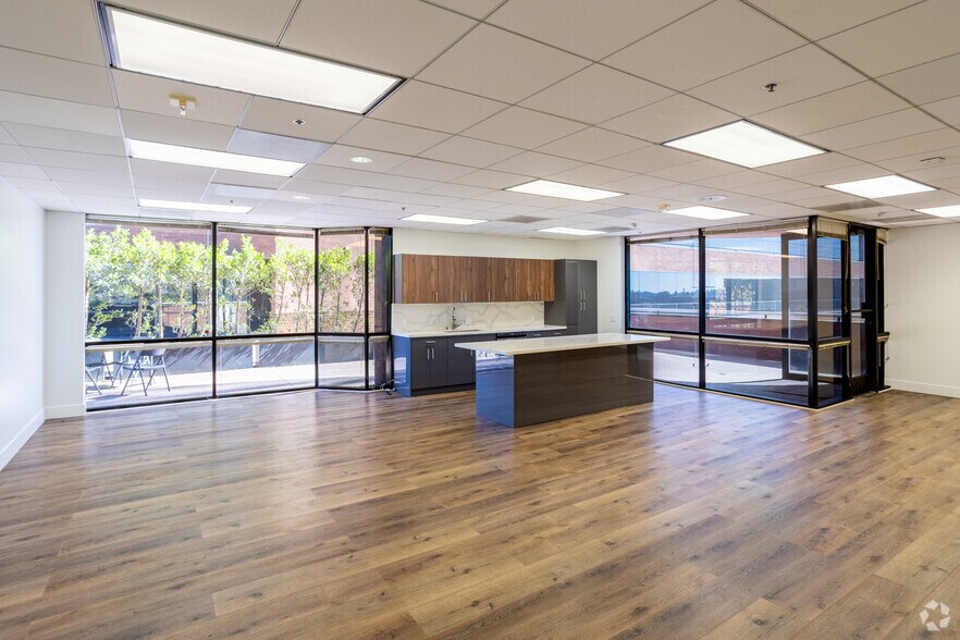 Photo of 5th Floor Ste 500W