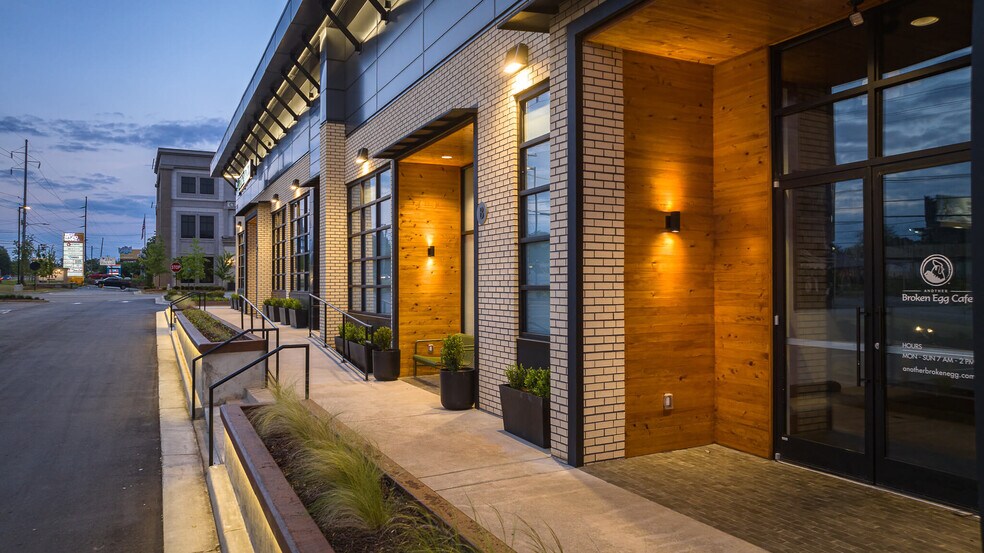 More Photos Of 2375 W Broad St, Athens Unknown For Lease