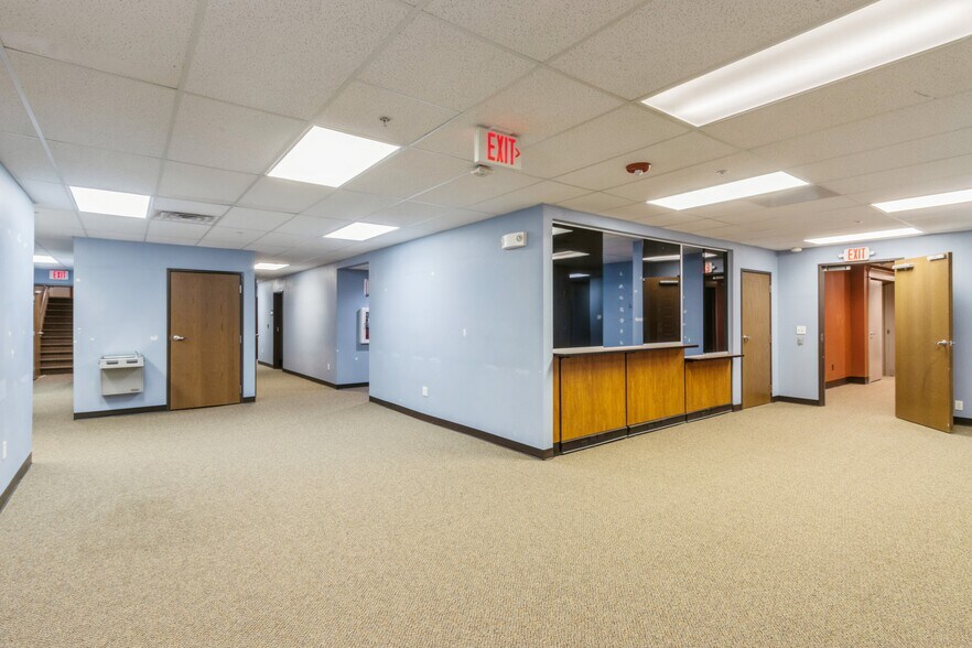 More Photos Of 520 10th Ave, Coralville Medical For Sale