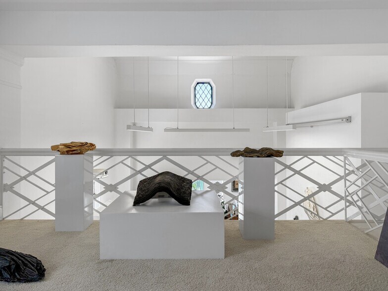 More Photos Of 8630-8634 Wilshire Blvd, Beverly Hills Storefront Retail Office For Lease