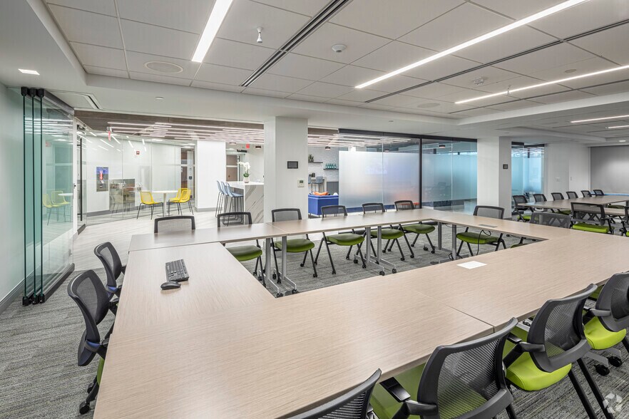 More Photos Of 1220 L St NW, Washington Office For Lease