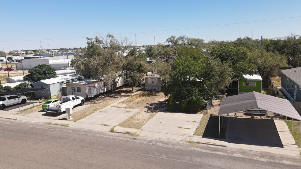 Primary Photo Of 116 S Cecil St, Hobbs Manufactured Housing Mobile Home Park For Sale