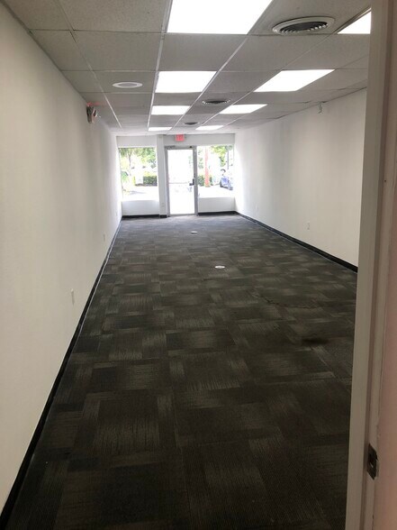 More Photos Of 14271-14275 S Dixie Hwy, Miami Freestanding For Lease
