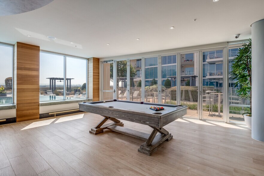 More Photos Of 1400 Hi Line Dr, Dallas Apartments For Lease