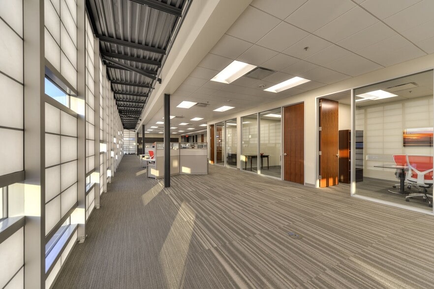 More Photos Of 4611 Centerview, San Antonio Medical For Sale