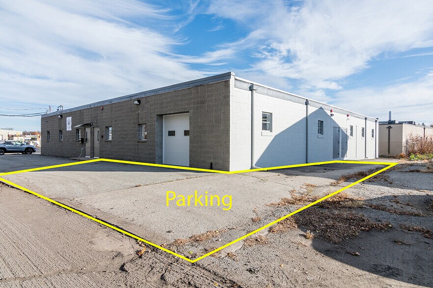 More Photos Of 8-14 Dyerville Ave, Johnston Warehouse For Lease