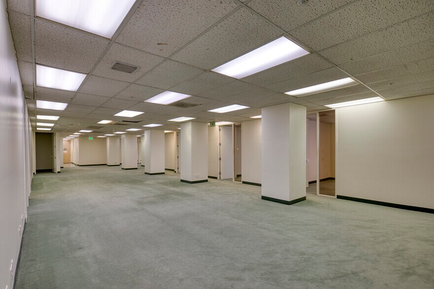 More Photos Of 200-216 Pine St, San Francisco Office For Sale