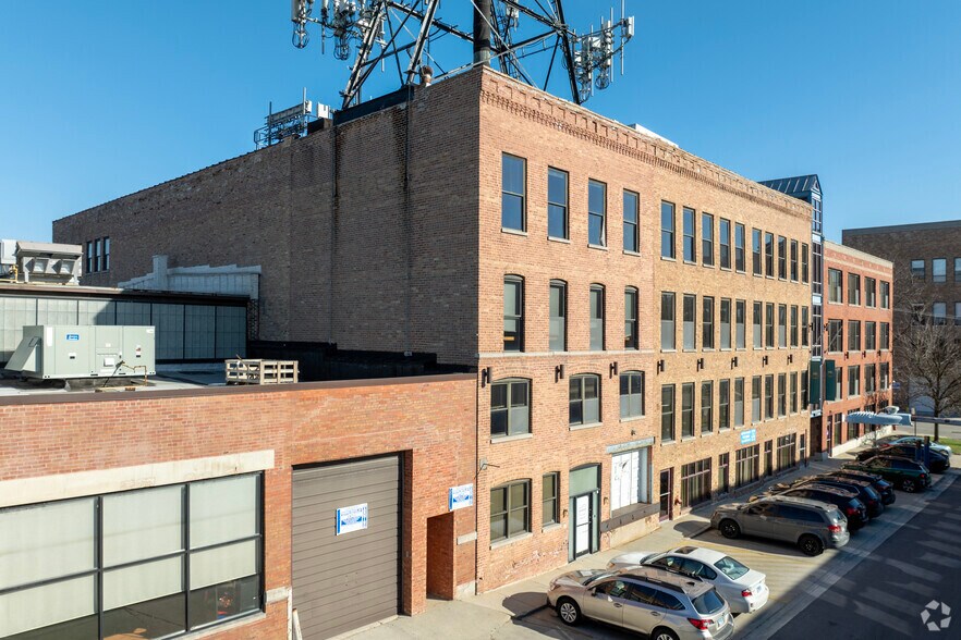 More Photos Of 1415 N Dayton St, Chicago Loft Creative Space For Lease