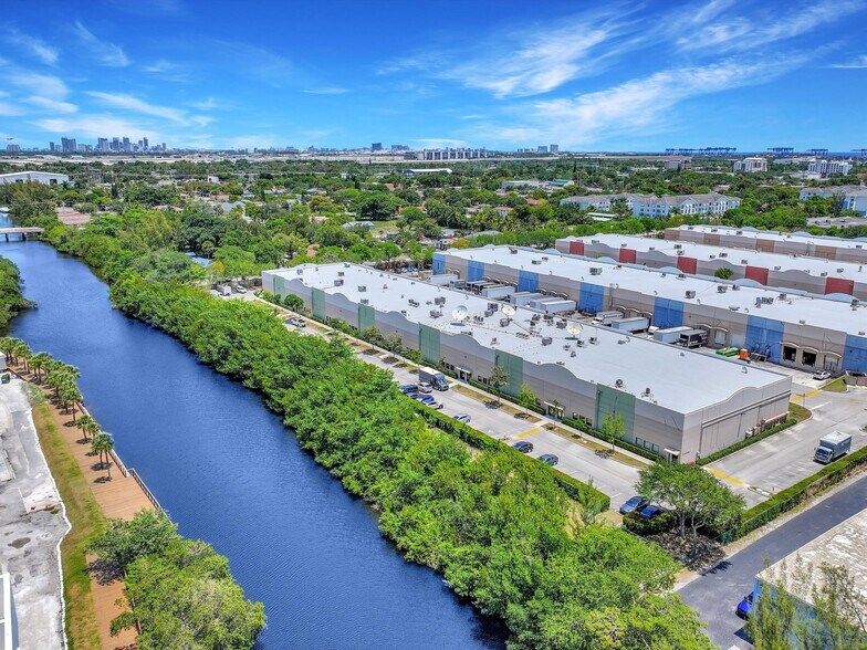 More Photos Of 73 SW 12th Ave, Dania Beach Warehouse For Lease