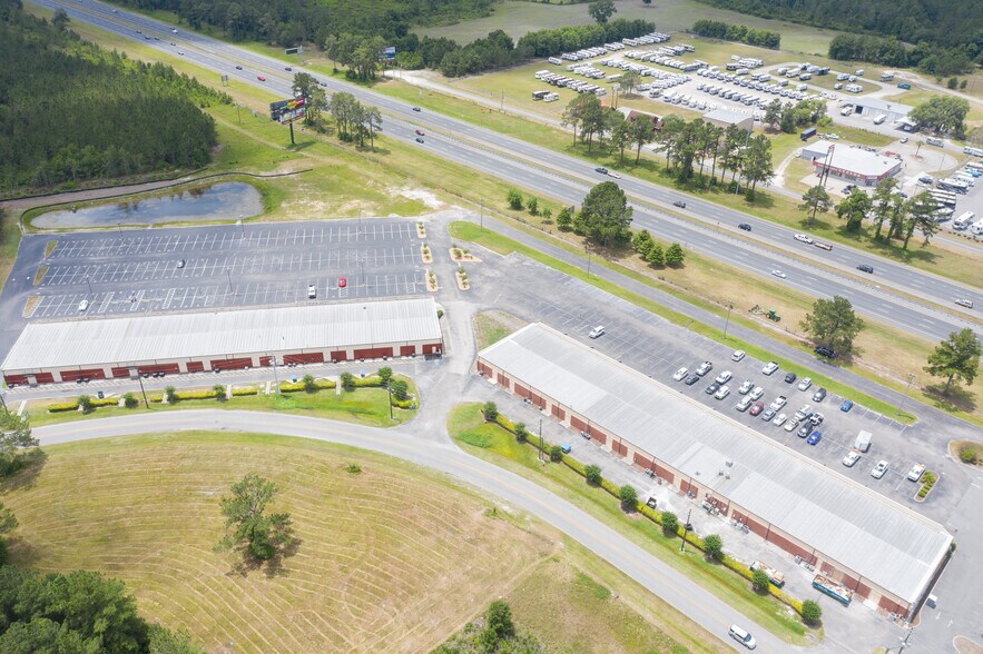 More Photos Of I-75 @ I-75 & U.S. 90, Lake City Unknown For Lease