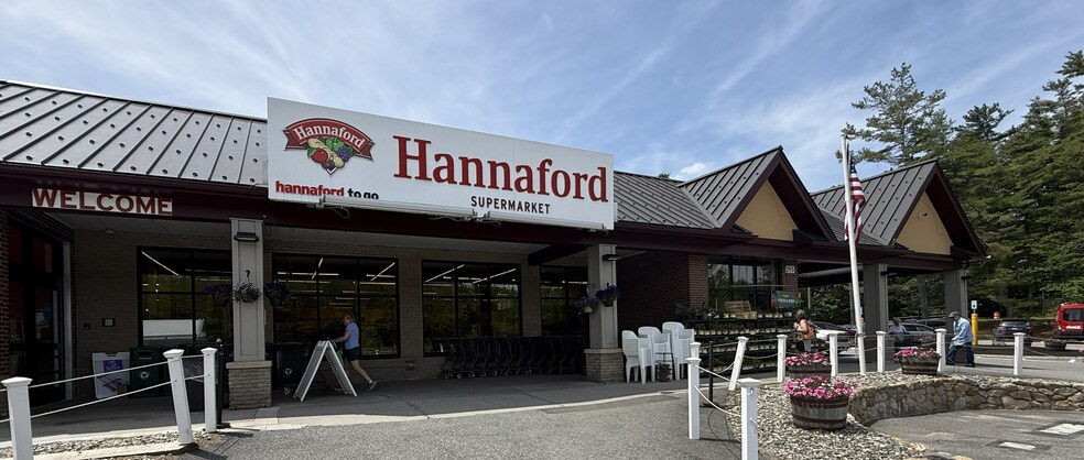 More Photos Of 257-277 Newport Rd, New London Freestanding For Lease