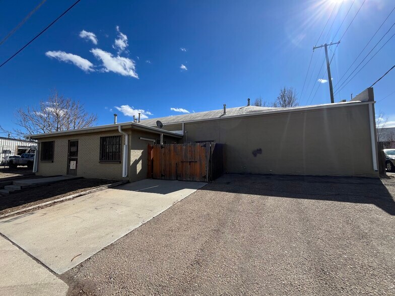 More Photos Of 3434 E 43rd Ave, Denver Service For Lease