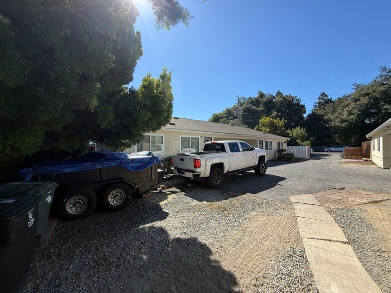 More Photos Of 1815 Woodland Ave, East Palo Alto Multifamily For Sale