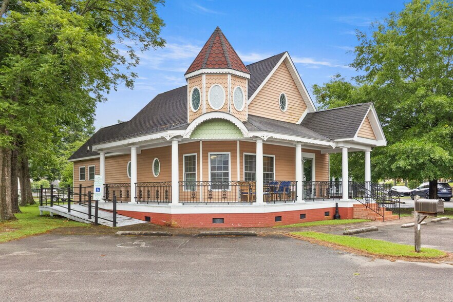 More Photos Of , Laurinburg Office For Sale