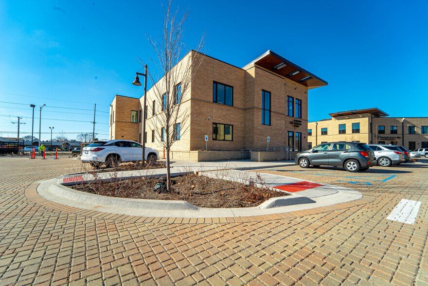 More Photos Of 2213 Main St, Highland Unknown For Sale