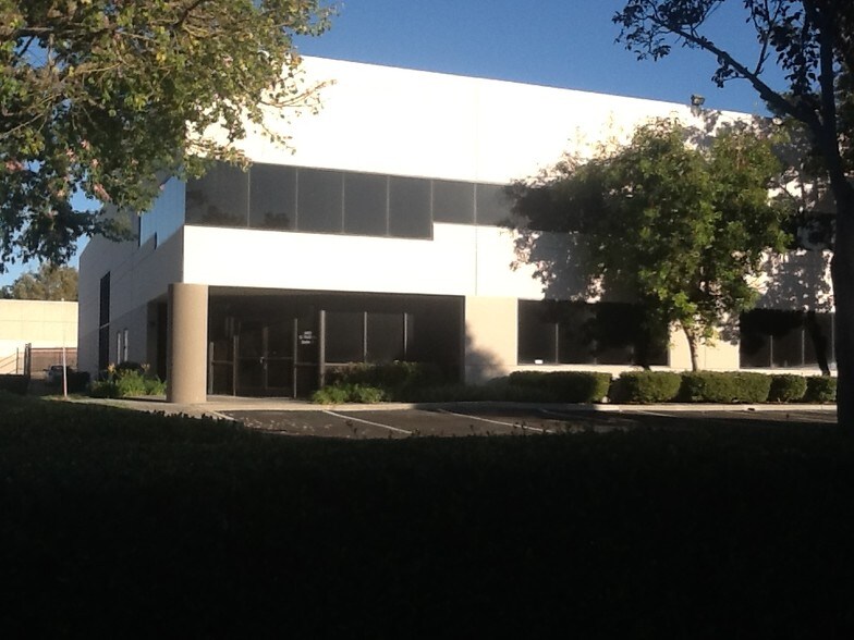 More Photos Of 1425 S Victoria Ct, San Bernardino Research And Development For Lease