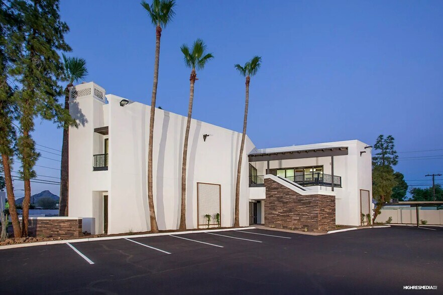 More Photos Of 4645-4667 N 12th St, Phoenix Office For Lease