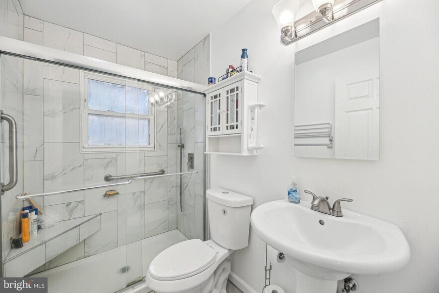 More Photos Of 1109 MD-3, Gambrills Office For Sale