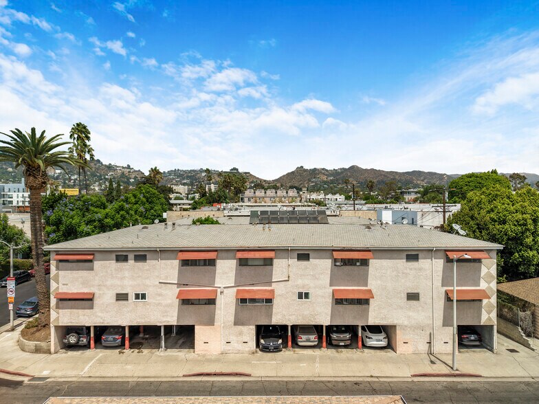 More Photos Of 900 N Orange Grove Ave, West Hollywood Apartments For Sale