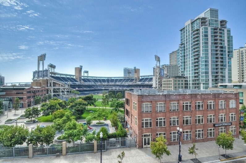 More Photos Of 406 9th Ave, San Diego Loft Creative Space For Sale