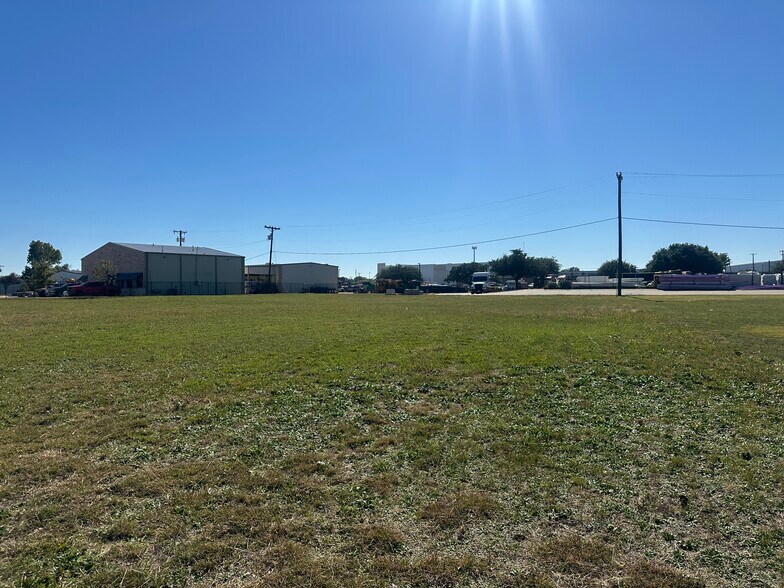 More Photos Of 412 McKinney Pky, McKinney Land For Sale