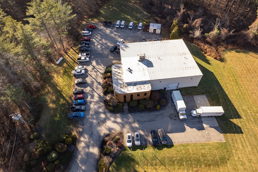 More Photos Of 363 Pickering Rd, Rochester Light Manufacturing For Sale