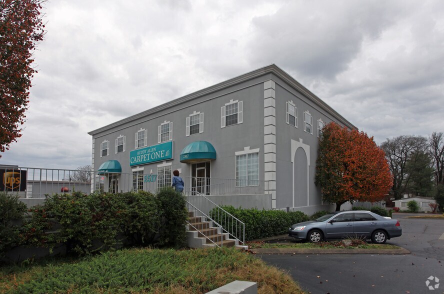Primary Photo Of 2517 Lebanon Pike, Nashville Storefront Retail Office For Lease