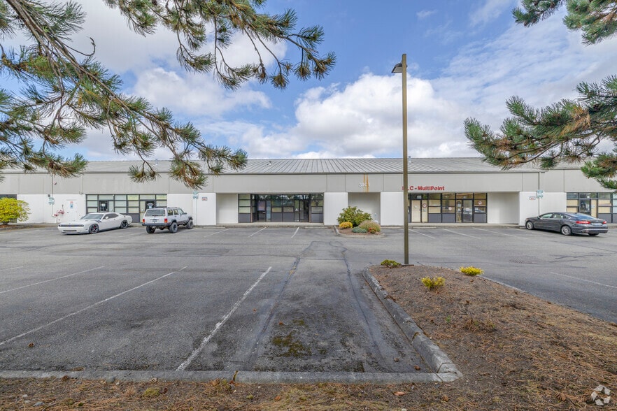 More Photos Of 3101 111th St SW, Everett Manufacturing For Lease
