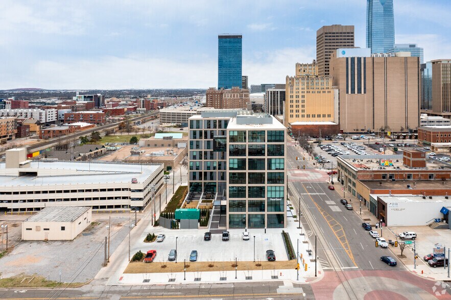 More Photos Of 616 N Broadway Ave, Oklahoma City Office For Lease