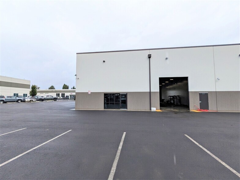 More Photos Of 9210 NE 62nd Ave, Vancouver Unknown For Lease