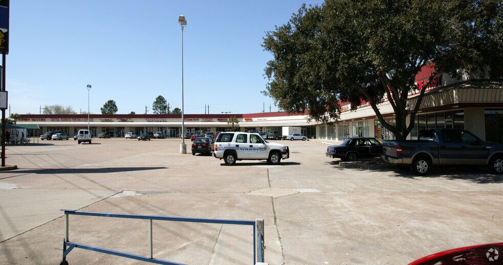 More Photos Of 9204-9282 FM 1960 West, Houston Unknown For Lease