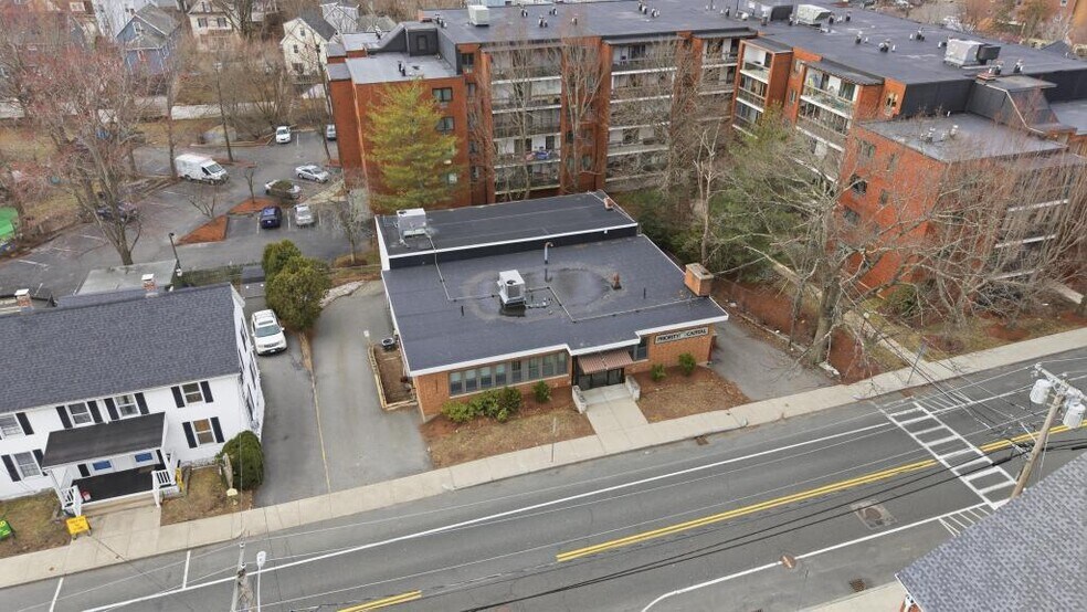 More Photos Of 174 Green St, Melrose Office For Sale