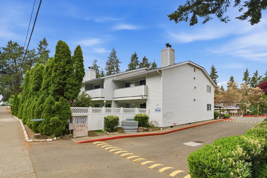 Primary Photo Of 14020 SE 8th St, Bellevue Apartments For Sale