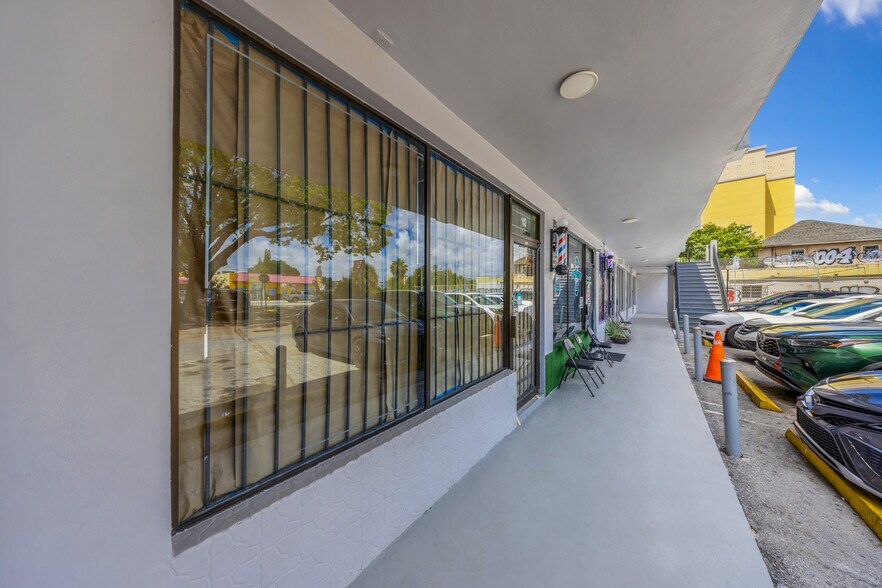 More Photos Of 752-776 W Flagler St, Miami Storefront Retail Office For Lease