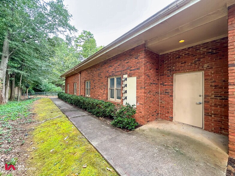 More Photos Of 320 Winn Way, Decatur Medical For Lease