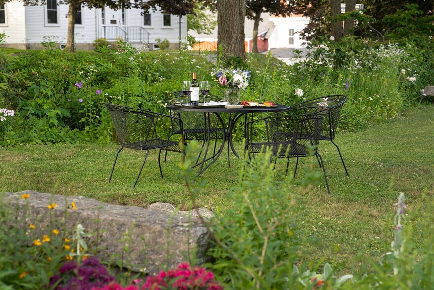 More Photos Of 40 Union St, Blue Hill Hospitality For Sale