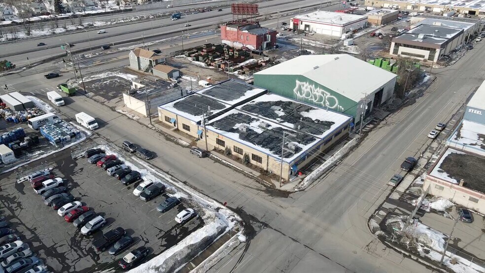More Photos Of 2201-2207 N 2nd St, Minneapolis Light Manufacturing For Sale