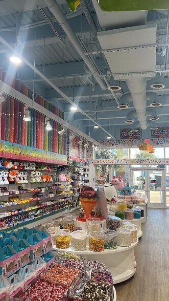 More Photos Of 1400 S Ocean Blvd, Myrtle Beach Apartments For Lease