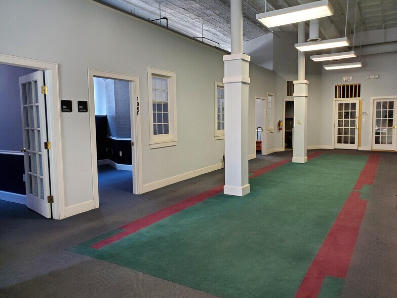 More Photos Of 31 W Superior St, Duluth Office For Lease