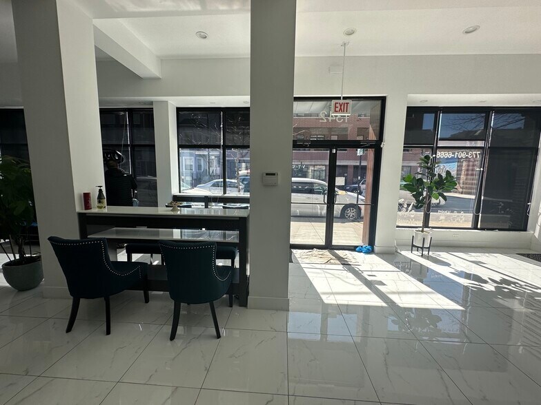 More Photos Of 1342 W Belmont Ave, Chicago Office Residential For Sale