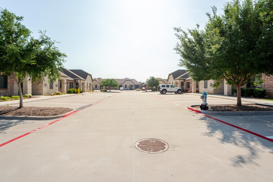 More Photos Of 2601 Little Elm Pky, Little Elm Medical For Lease