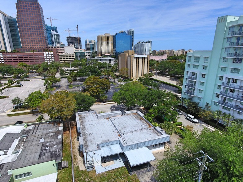 More Photos Of 212 SE 8th St, Fort Lauderdale Office Residential For Sale