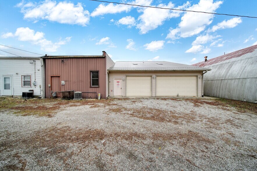 More Photos Of 104 Main St, Waldron Office Residential For Sale
