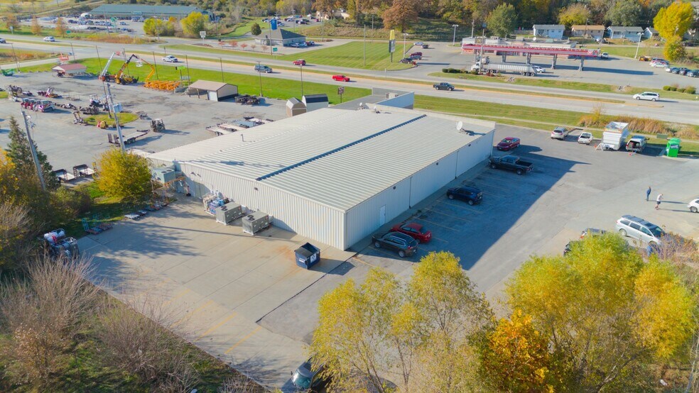 More Photos Of 1205 S Locust St, Glenwood Storefront For Sale