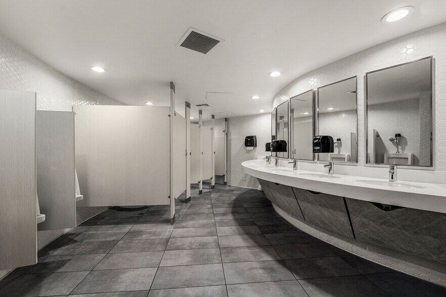 More Photos Of 26409 State Highway CA-189, Twin Peaks Specialty For Sale