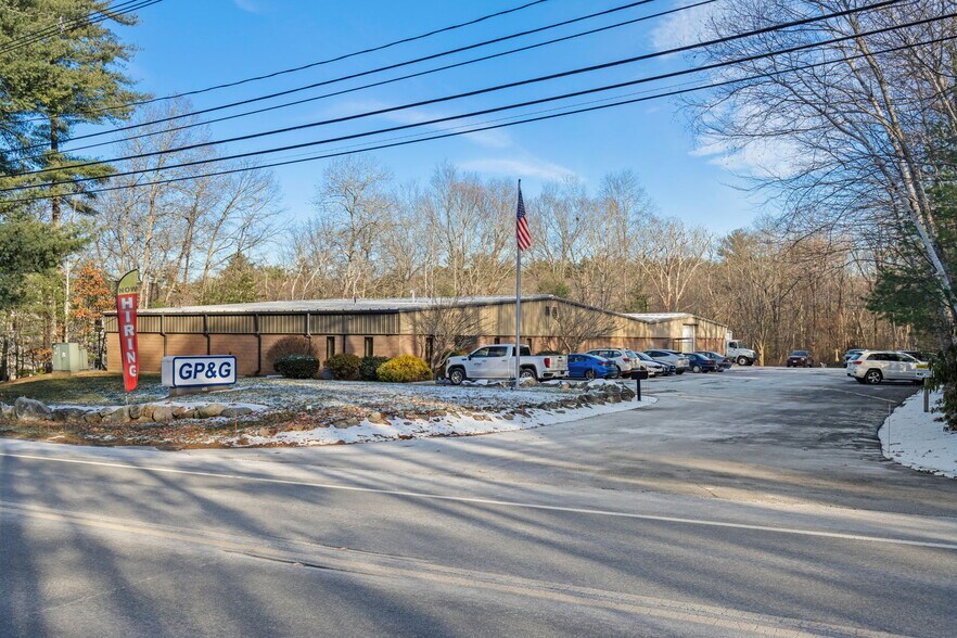 Primary Photo Of 445 Newburyport Tpke, Rowley Manufacturing For Sale