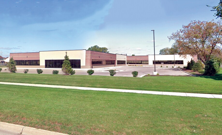 More Photos Of 13041 10 Mile Rd, Warren Office For Sale
