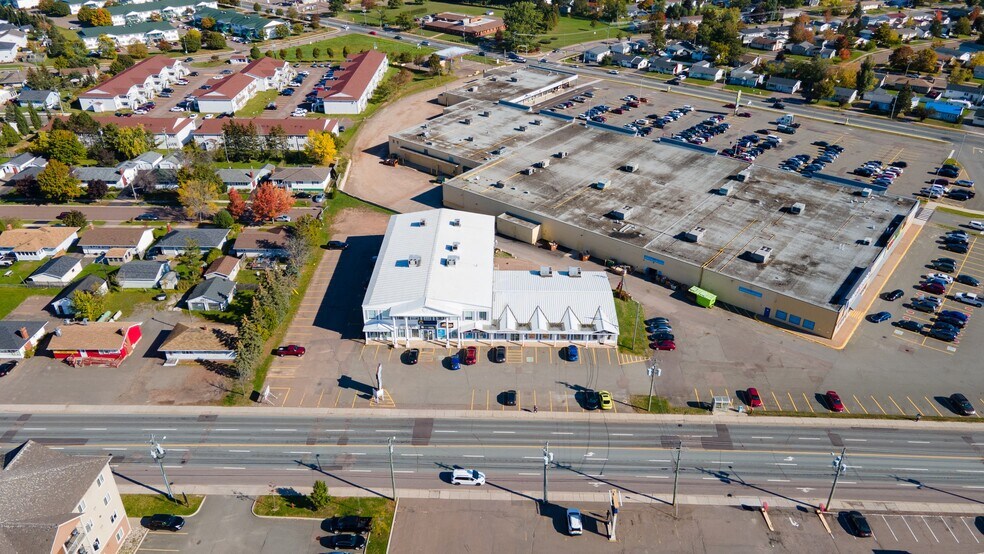 More Photos Of 1201 Mountain Rd, Moncton General Retail For Sale