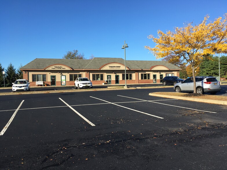 More Photos Of 5350 Summit Bridge Rd, Middletown Storefront Retail Office For Lease